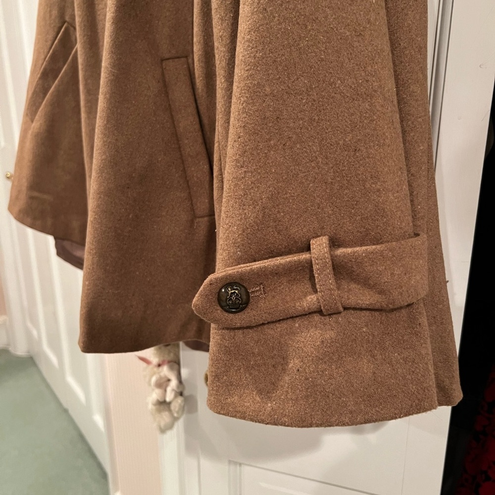 Beige Cape Coat - Picture 4 of 9